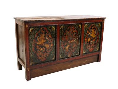 Lot 327 - A lacquered pine chest