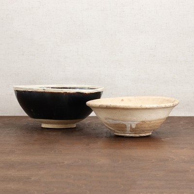Lot 5 - A Chinese Cizhou ware bowl
