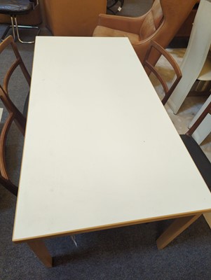 Lot 191 - An Artek 'Table 81A' dining table