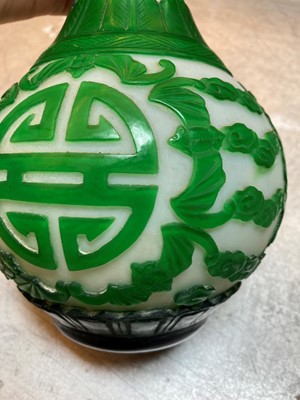 Lot 85 - A group of Chinese Peking glass