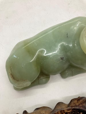 Lot 43 - A collection of Chinese hardstone and soapstone carvings