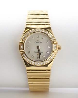 Lot 281 - A ladies' 18ct gold diamond set Omega 'Constellation' quartz bracelet watch