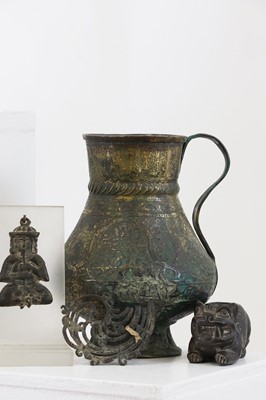 Lot 553 - A group of six metalware items