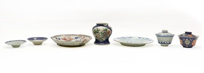 Lot 86 - A group of Chinese porcelain