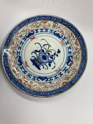 Lot 80 - A collection of Chinese and Japanese porcelain