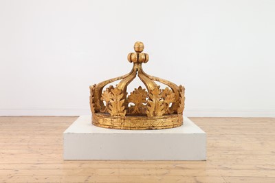 Lot 34 - A large carved and giltwood architectural crown