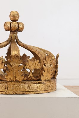 Lot 34 - A large carved and giltwood architectural crown