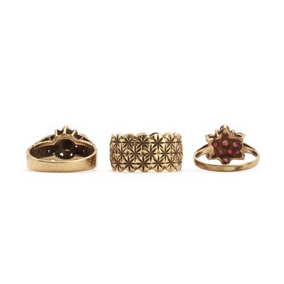 Lot 206 - Three gold rings