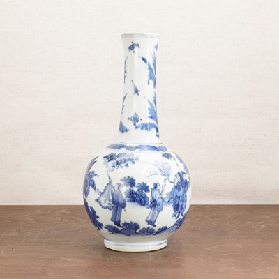Lot 65 - A Chinese blue and white vase