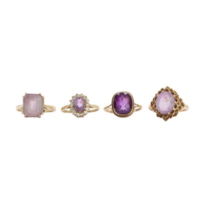 Lot 205 - Four gold amethyst rings