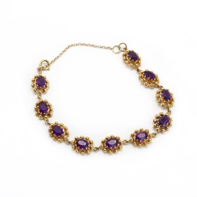 Lot 134 - A 9ct gold amethyst bracelet