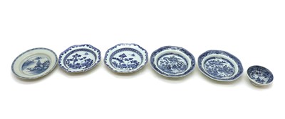 Lot 36 - A collection of Chinese blue and white