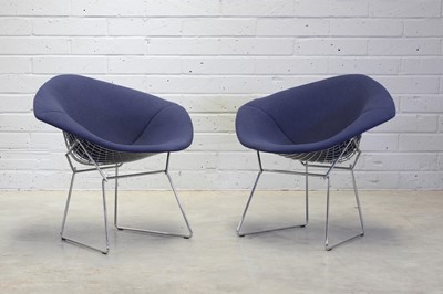 Lot 432 - A pair of Knoll 'Diamond' lounge chairs