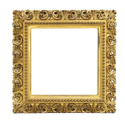 Lot 388 - A gilt framed mirror