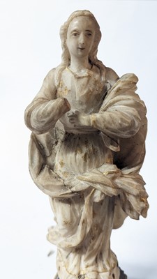 Lot 92 - An alabaster figure of the Immaculate Virgin