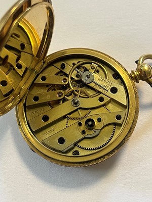 Lot 510 - A gold Swiss half Hunter key wound fob watch