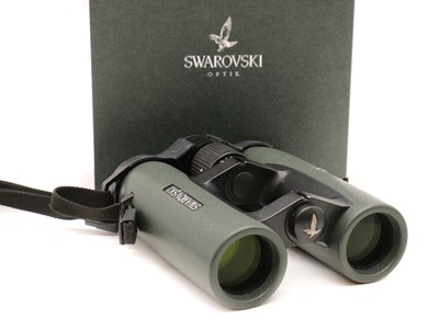 Lot 288 - A pair of Swarovski EL 8 x 32 binoculars
