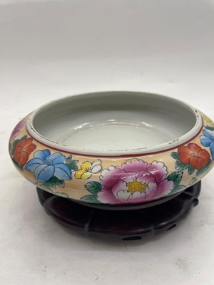 Lot 56 - A group of Chinese porcelain