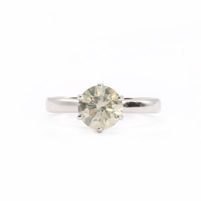 Lot 46 - An 18ct white gold single stone diamond ring