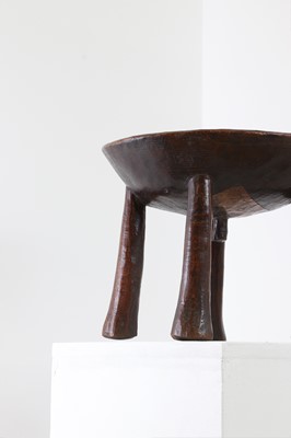 Lot 367 - A Usoga hardwood stool