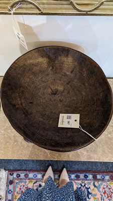 Lot 367 - A Usoga hardwood stool