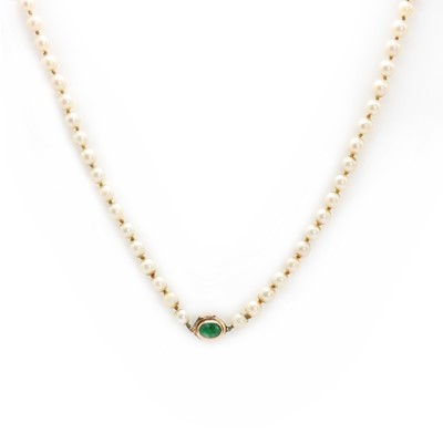 Lot 159 - A single-row cultured pearl necklace