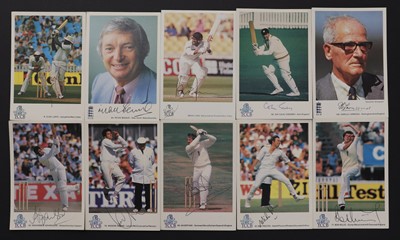 Lot 570 - AUTOGRAPH CRICKETERS' PROMO CARDS