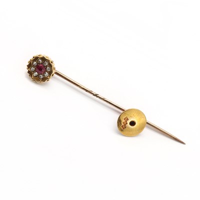 Lot 373 - A gold ruby and diamond tie pin