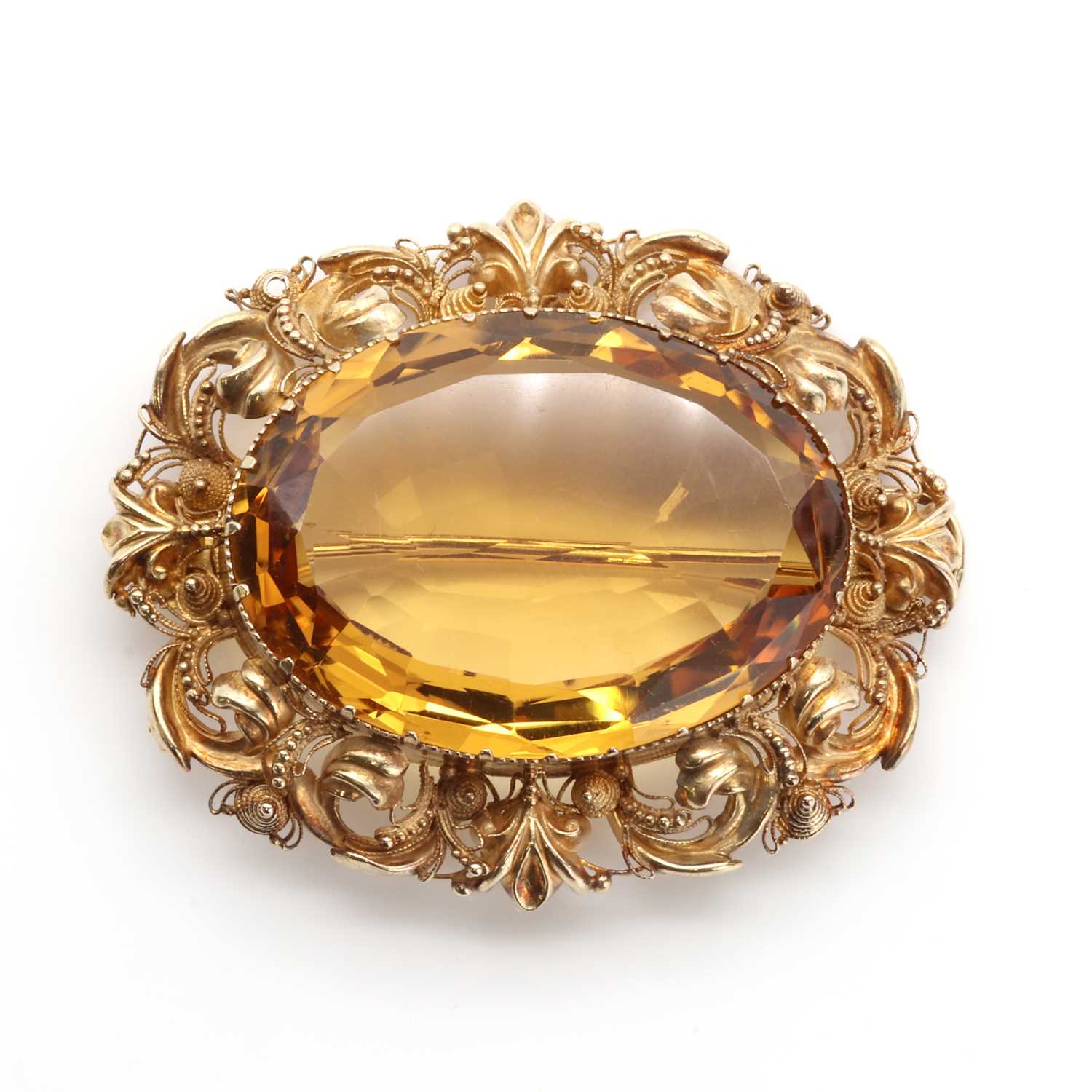 Lot 27 - A single stone citrine brooch, c.1830-1840