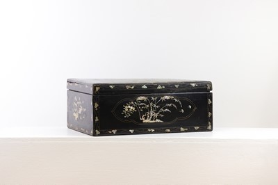 Lot 318 - A black-lacquered and mother-of-pearl inlaid collector's box