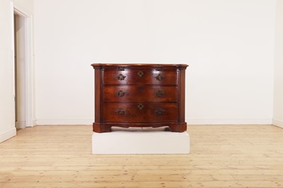 Lot 528 - A George III mahogany serpentine commode