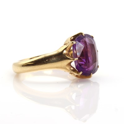 Lot 36 - A single stone amethyst ring, by Mrs Newman