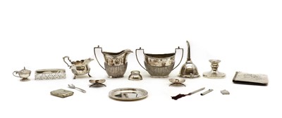 Lot 49 - A collection of silver items