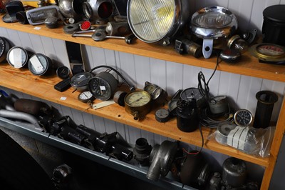 Lot 28 - Various gauges