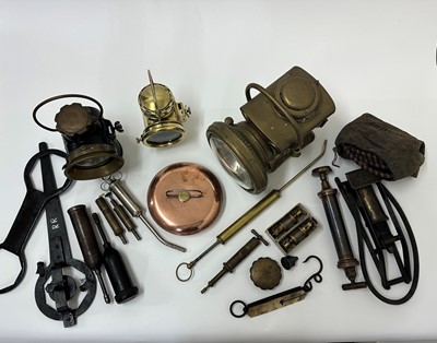 Lot 29 - A Powell & Hanmer acetylene self-generating brass headlamp