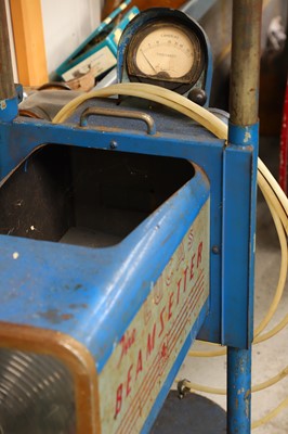 Lot 31 - A Lucas 'Beamsetter'