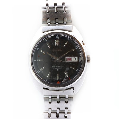 Lot 310 - A gentlemen's stainless steel Seiko 'Bell-matic' automatic bracelet watch