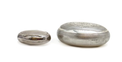 Lot 87 - A French silver snuff box