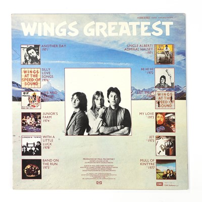 Lot 499 - PAUL AND LINDA MCCARTNEY & DENNY LAINE SIGNED VINYL ALBUM