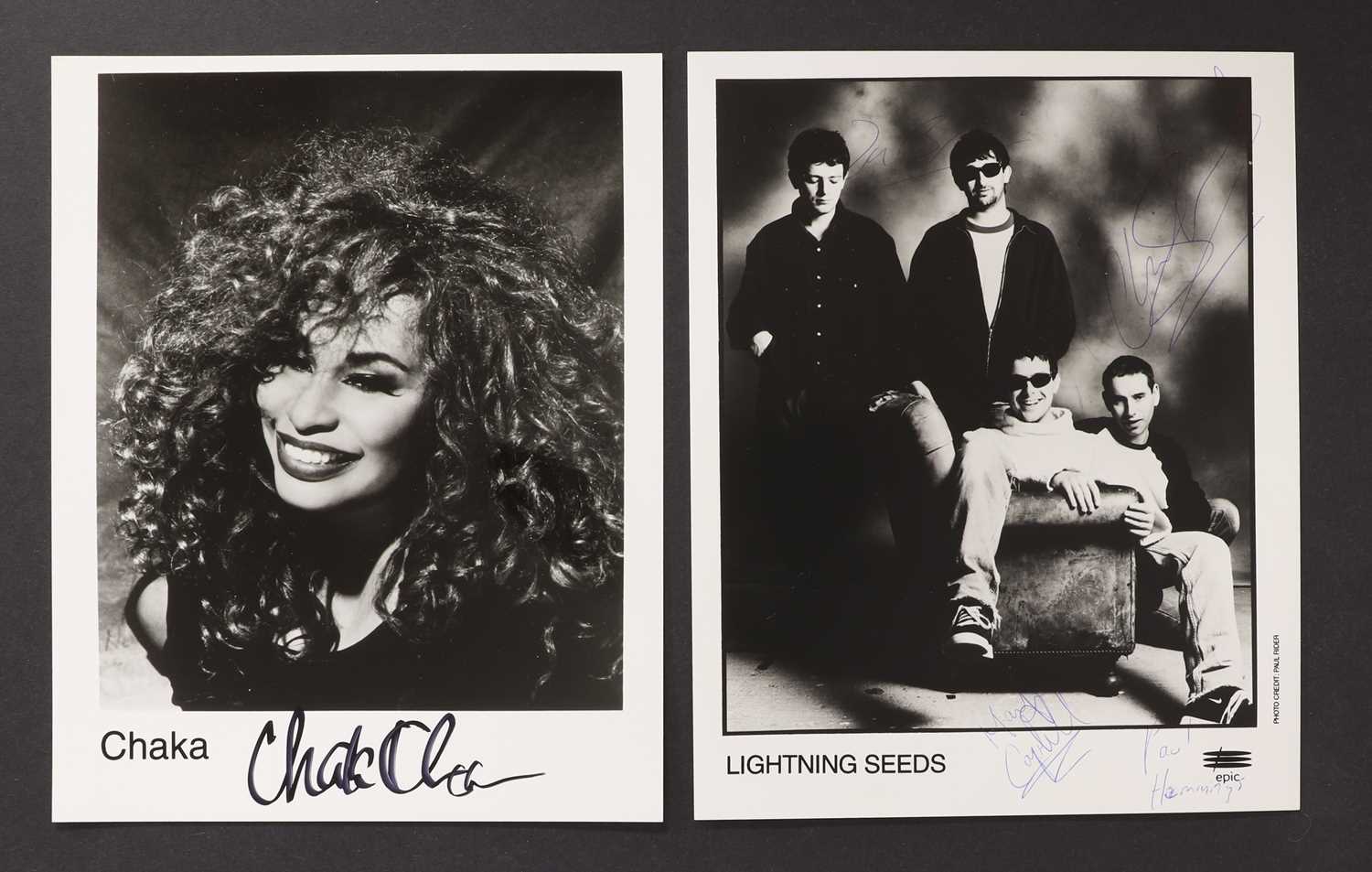 Lot 434 - AUTOGRAPH PHOTOS & FLYERS (MUSIC)