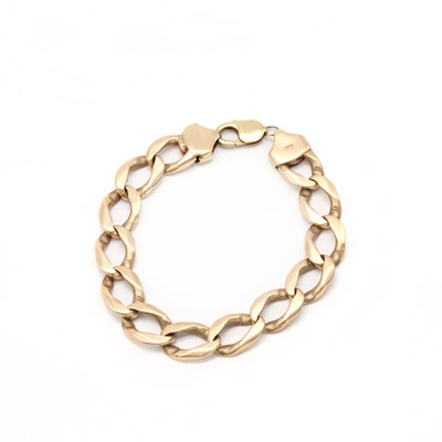 Lot 276 - A gold curb link bracelet