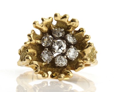 Lot 201 - A diamond set modernist cluster ring, c.1970