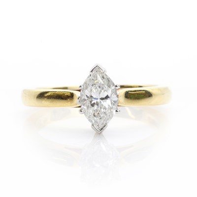 Lot 78 - A single stone marquise cut diamond ring