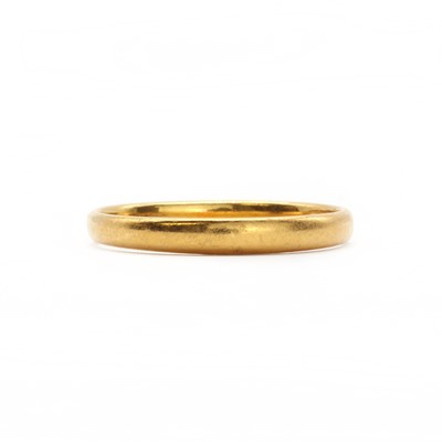 Lot 41 - A 22ct gold wedding ring