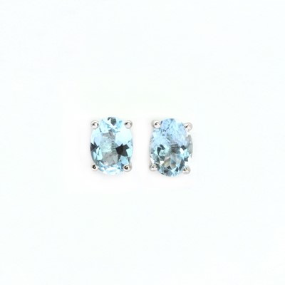 Lot 111 - A pair of silver and aquamarine stud earrings