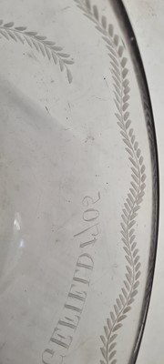 Lot 197 - An engraved glass bowl