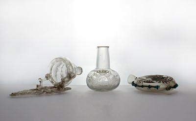 Lot 231 - A group of Continental glassware