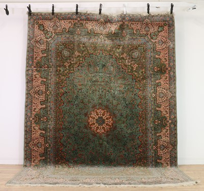 Lot 450 - A wool carpet