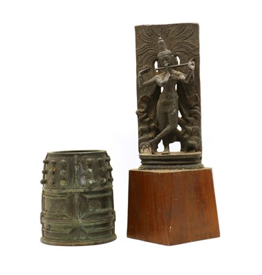 Lot 77 - A Japanese cast bronze temple bell