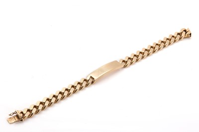 Lot 383 - A gentlemen's Italian gold identity bracelet